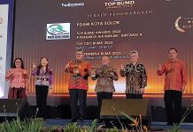 Ramadhan Penuh Berkah 3 Penghargaan di TOP BUMD Award 2023 berhasil di Raih Kota Solok kota solok